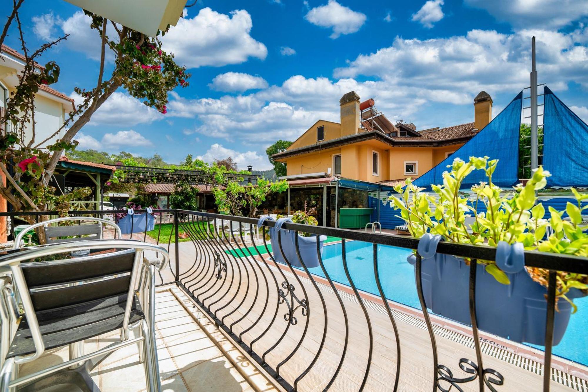 Dedeminn Garden Hotel Гёчек Экстерьер фото
