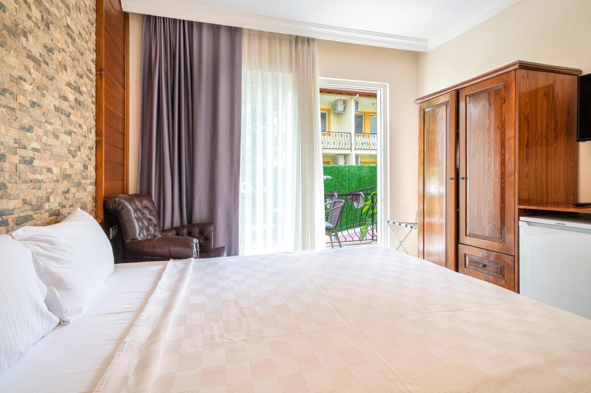 Dedeminn Garden Hotel Гёчек Экстерьер фото